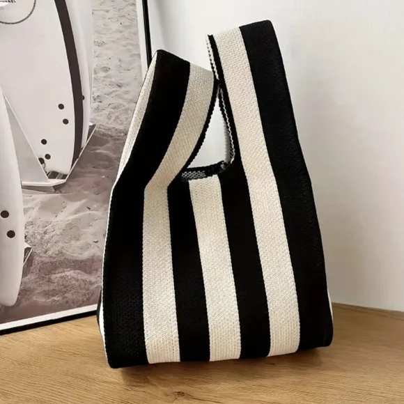 Striped Handbag - Picture 3 of 4